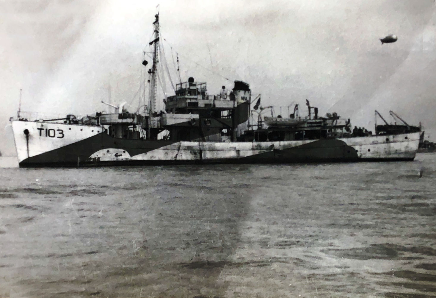 HMS Walnut T103